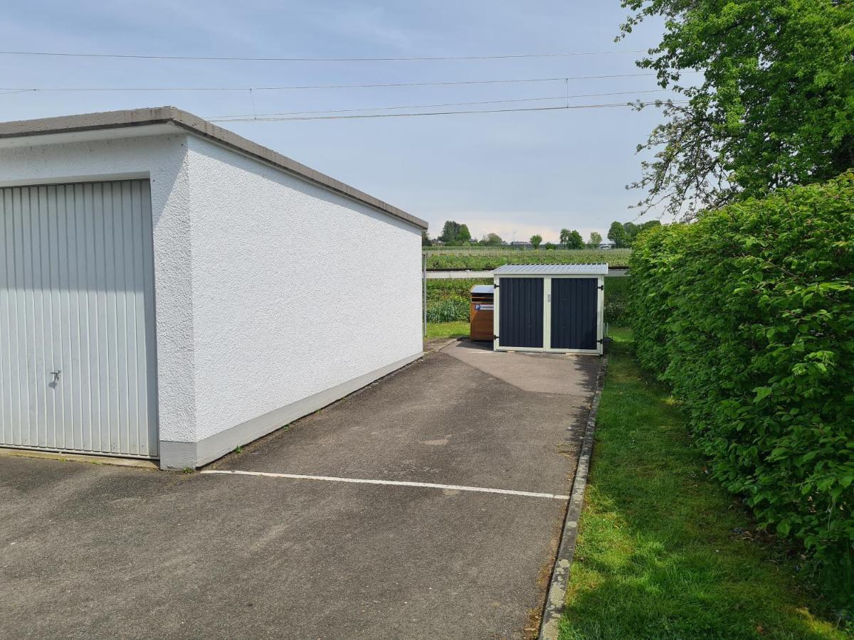 Seeblick Kampf Mit Fahrradgarage Nonnenhorn Exterior photo
